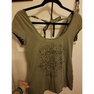 ** SOLD** Guess logo top